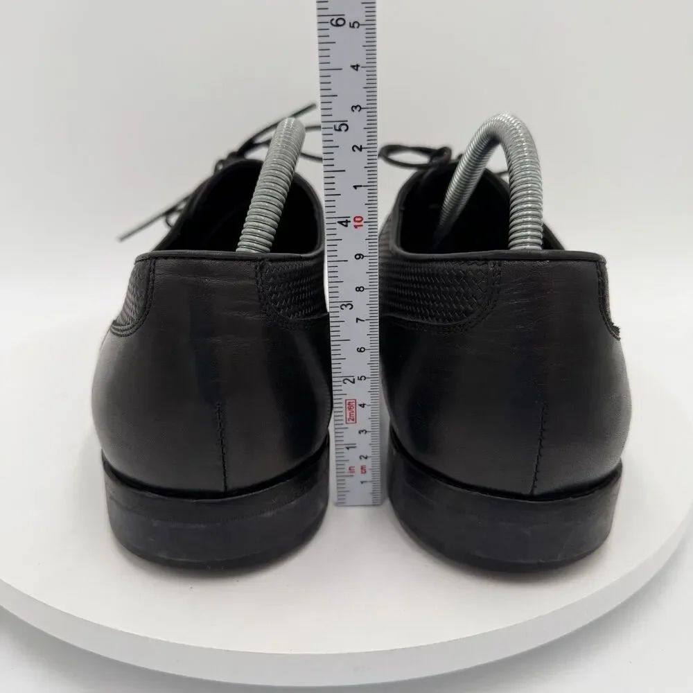 Hugo Boss reposhing this